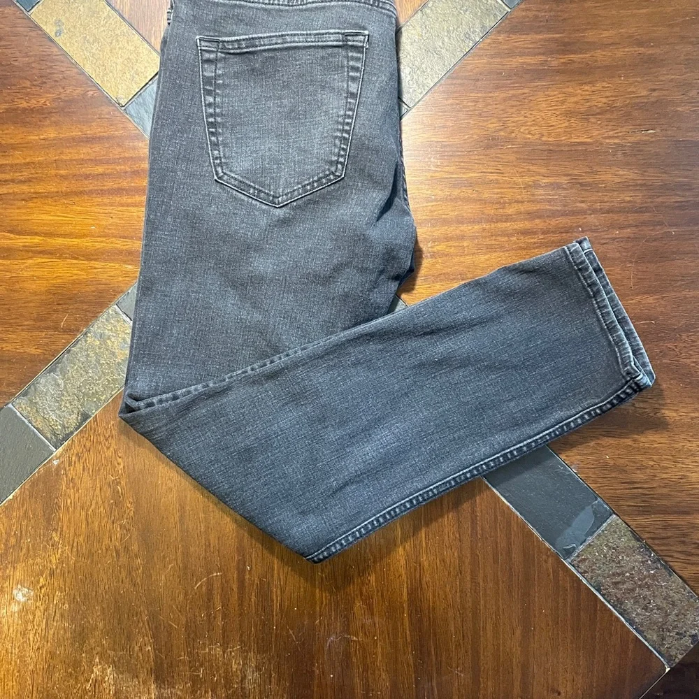 Abercrombie & Fitch, Washed Black Langdon Slim Stretch Jeans Size 31W 30L.